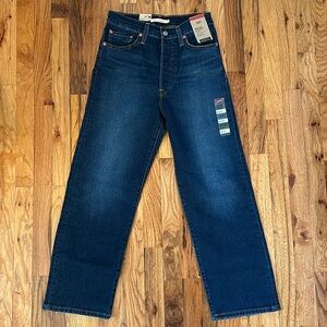 Levi’s ribcage straight ankle jeans